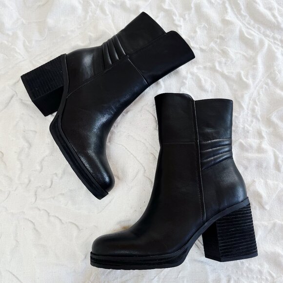 Korks Moergan Boots Size 10 New - Picture 1 of 11